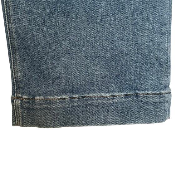 Risen High Rise WIde Leg Jeans Size 11/30 Medium Wash Stretchy Fall Casual Denim - Picture 3 of 8